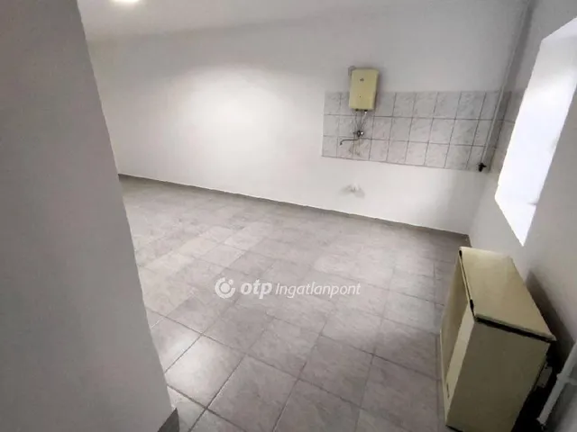 Eladó ház Lánycsók 93 nm