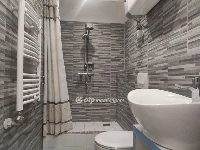 Eladó lakás Pécs, Belváros 98 nm