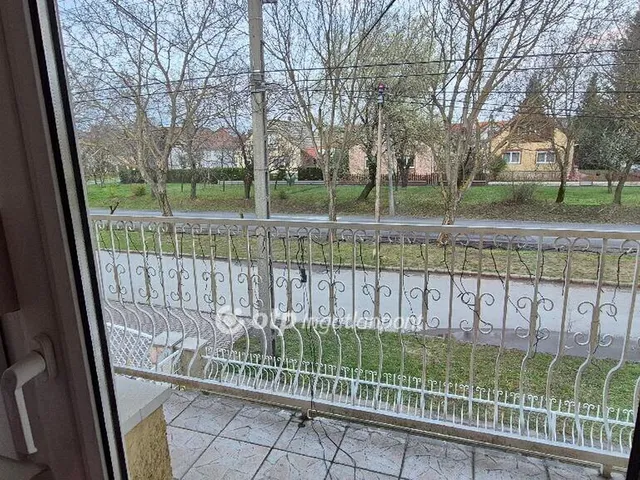 Eladó ház Kozármisleny 170 nm