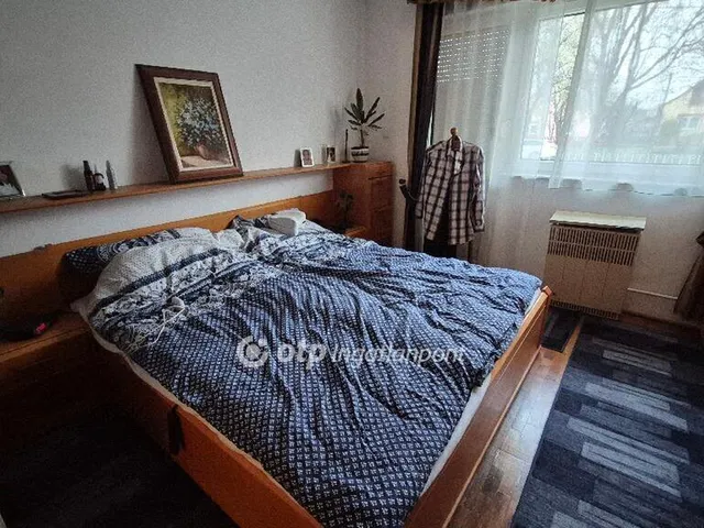 Eladó ház Kozármisleny 170 nm