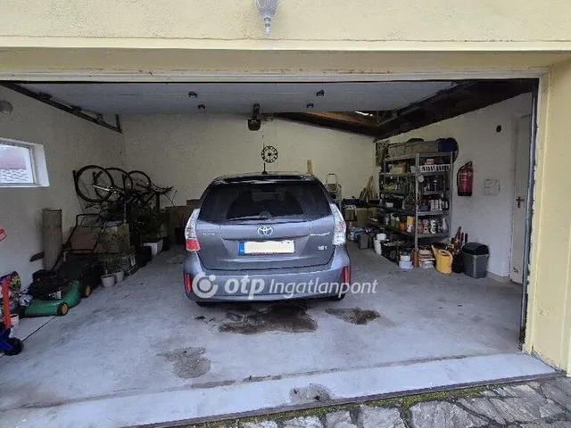 Eladó ház Kozármisleny 170 nm