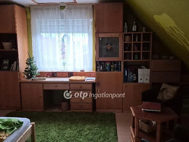 Eladó ház Kozármisleny 170 nm