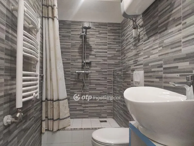 Eladó lakás Pécs, Belváros 98 nm