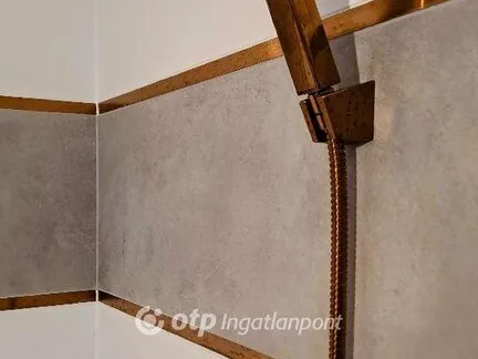 Eladó lakás Balatonakarattya 121 nm