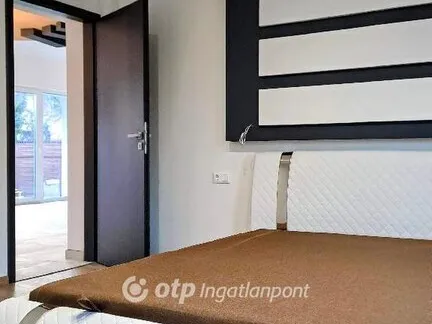Eladó lakás Balatonakarattya 121 nm
