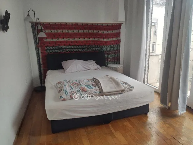 Eladó lakás Pécs 98 nm