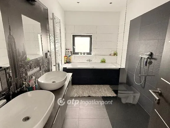 Eladó ház Pécs 160 nm