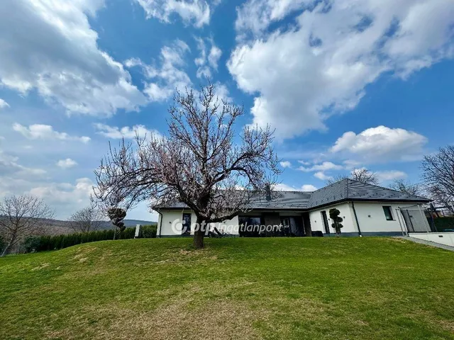 Eladó ház Pécs 160 nm