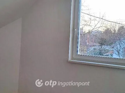 Eladó lakás Balatonakarattya 130 nm