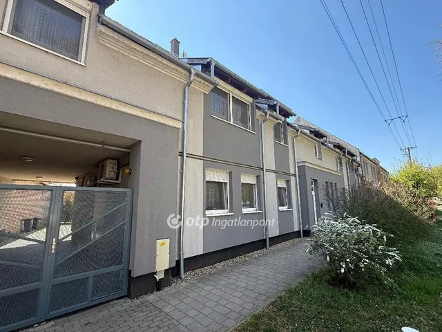 Eladó lakás Bóly 61 nm