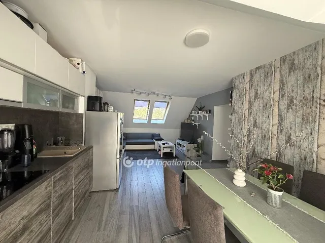 Eladó lakás Bóly 61 nm