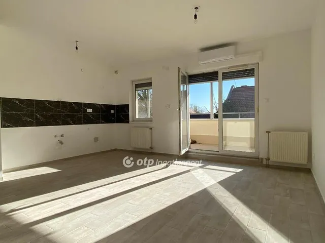 Eladó lakás Siófok, Belváros 64 nm