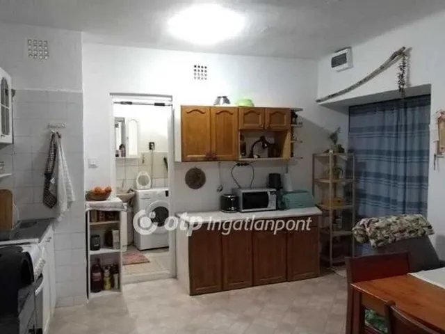 Eladó lakás Pécs 33 nm