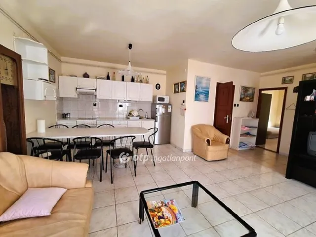 Eladó ház Balatonkenese 119 nm