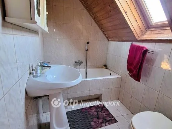 Eladó ház Balatonkenese 119 nm