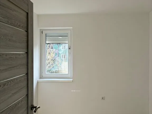 Eladó lakás Komló 64 nm