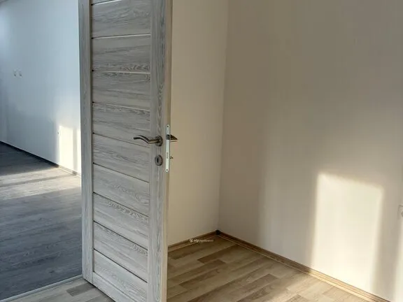 Eladó lakás Komló 64 nm