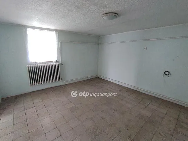 Eladó ház Egerág 70 nm