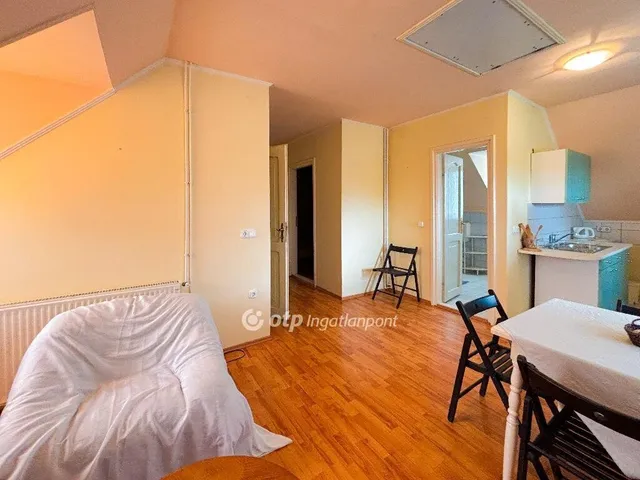 Eladó ház Balatonszemes 212 nm