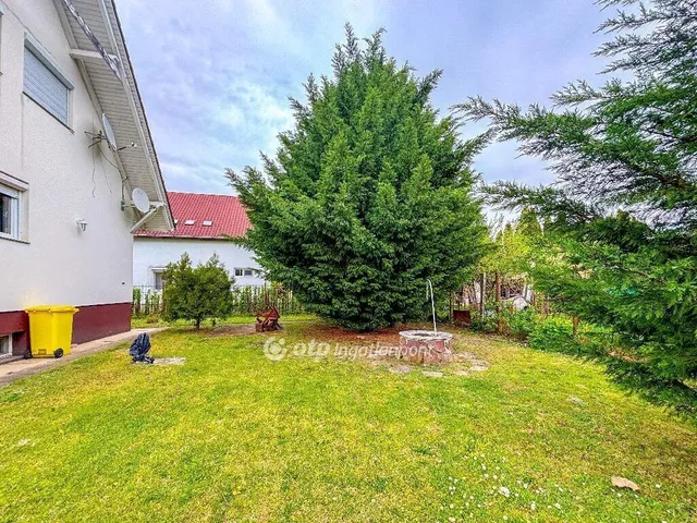 Eladó ház Balatonszemes 212 nm