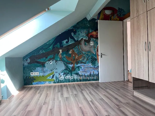 Eladó lakás Pécs 112 nm