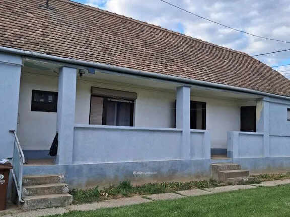 Eladó ház Kozármisleny 75 nm