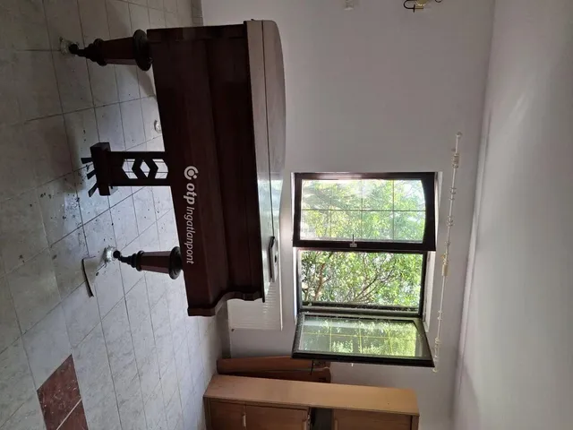 Eladó ház Egerág 260 nm