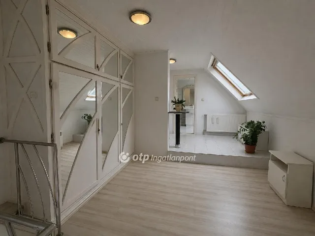 Eladó lakás Pécs 107 nm