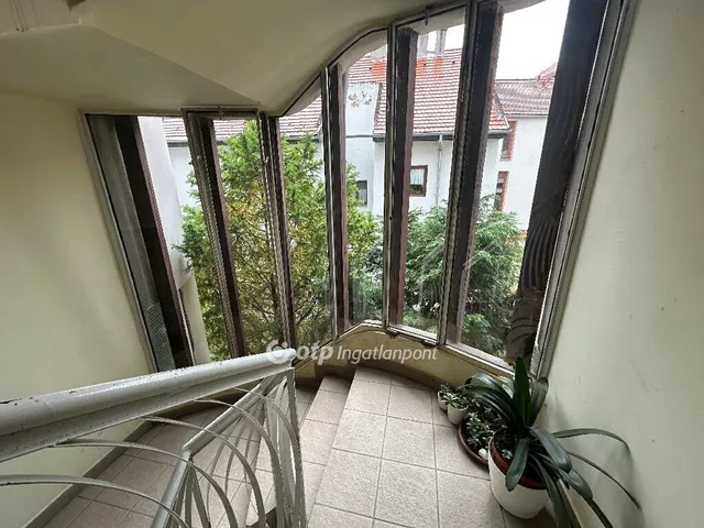 Eladó lakás Pécs 107 nm
