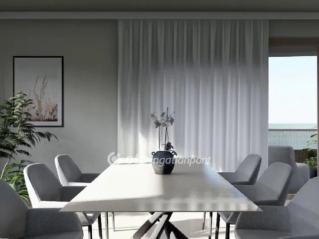 Eladó lakás Balatonföldvár 215 nm