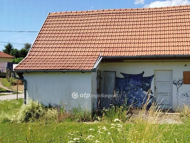 Eladó ház Nagykozár 65 nm