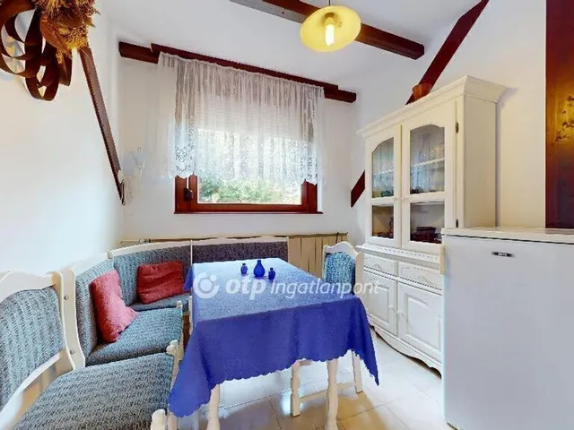 Eladó ház Balatonboglár 250 nm