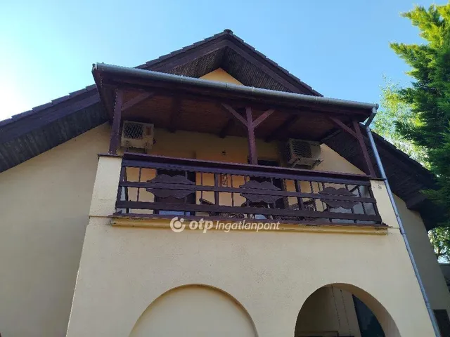 Eladó ház Pécs 235 nm