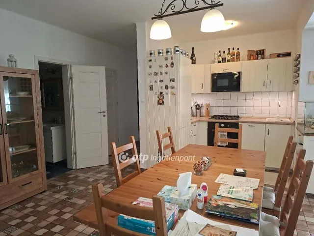 Eladó lakás Pécs 109 nm