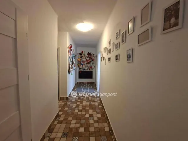 Eladó lakás Pécs 109 nm