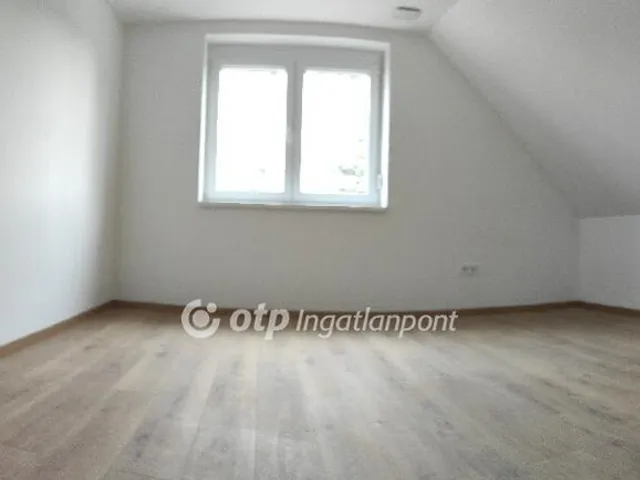 Eladó ház Aranyosgadány 198 nm