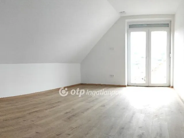 Eladó ház Aranyosgadány 198 nm