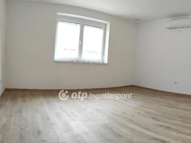 Eladó ház Aranyosgadány 198 nm