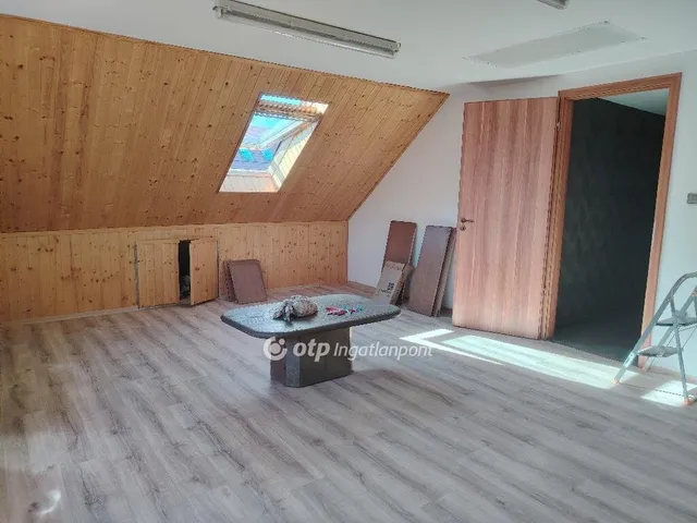Eladó ház Hosszúhetény 240 nm