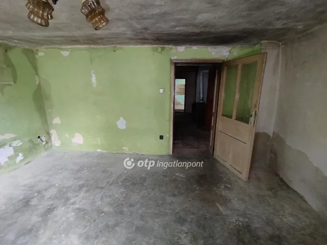 Eladó ház Egerág 72 nm
