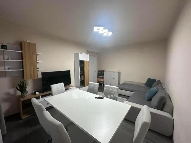 Eladó lakás Szentlőrinc 52 nm