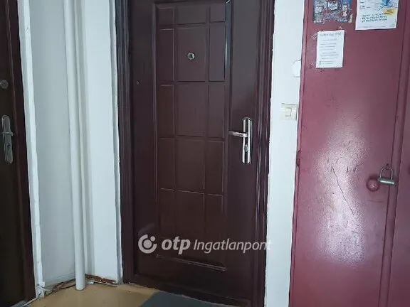 Eladó lakás Komló 48 nm