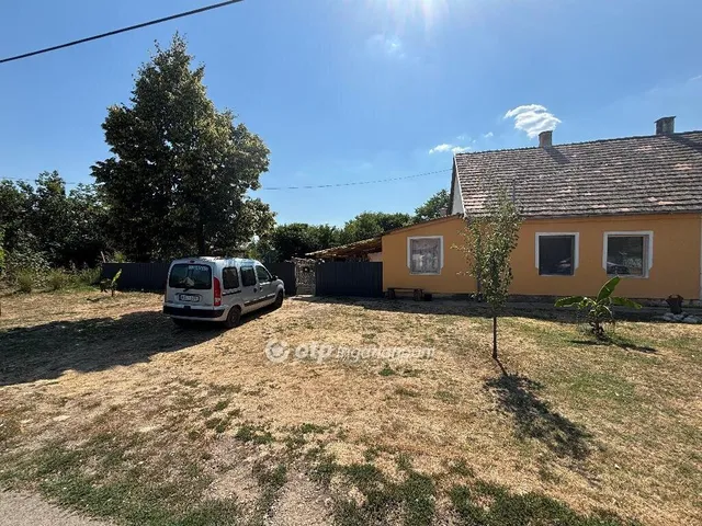 Eladó ház Bóly 70 nm