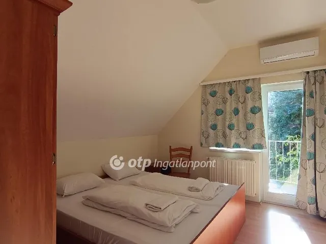 Eladó nyaraló Balatonboglár 114 nm