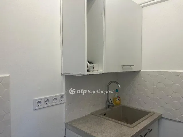 Eladó lakás Pécs 64 nm