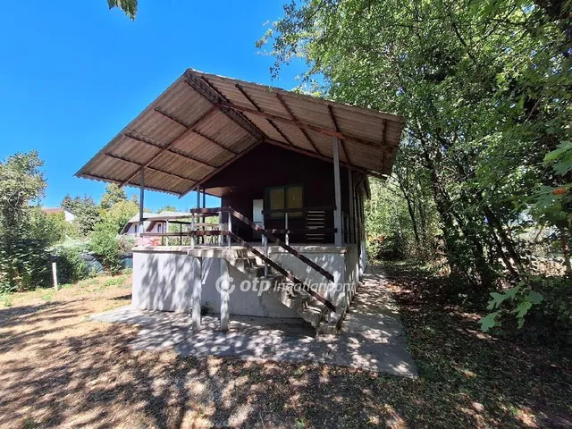 Eladó telek Balatonakarattya 504 nm