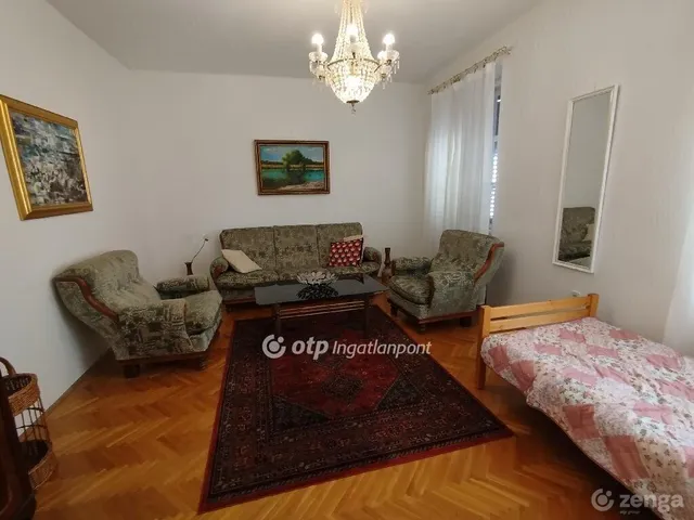 Eladó lakás Pécs, Belváros 108 nm