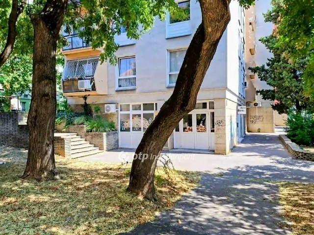Eladó lakás Pécs 71 nm