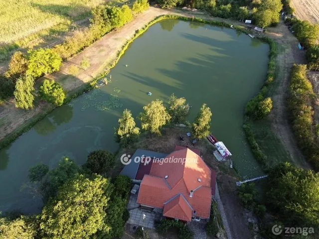 Eladó nyaraló Bakonya 154 nm