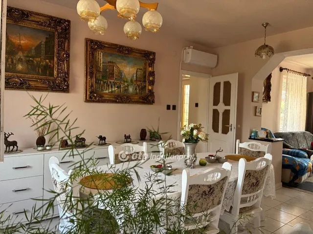 Eladó ház Magyarszék 220 nm